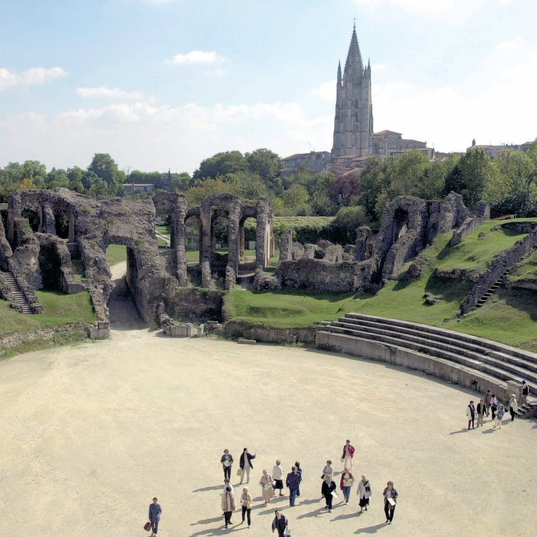 Les Arènes de Saintes 1