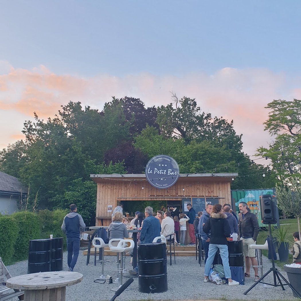 Le petit Bar 3