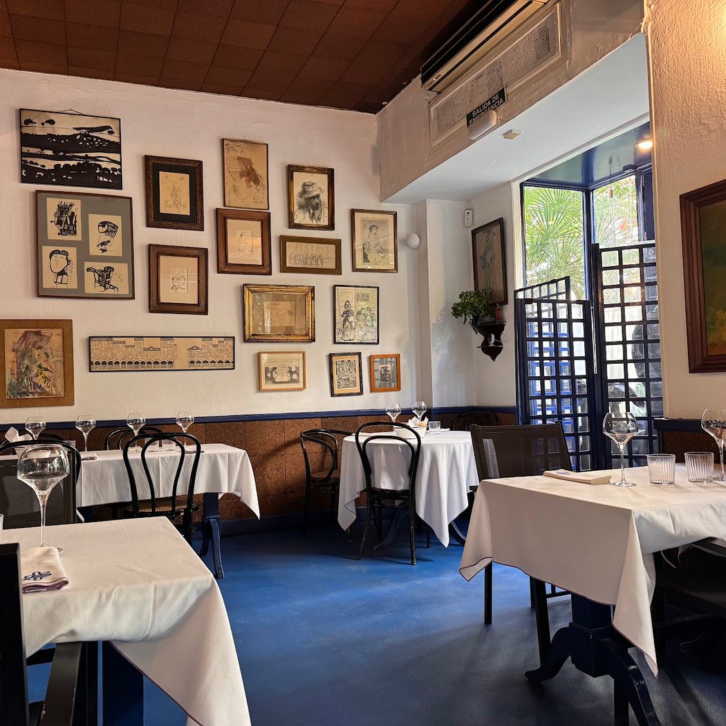 Sacha Restaurant 2