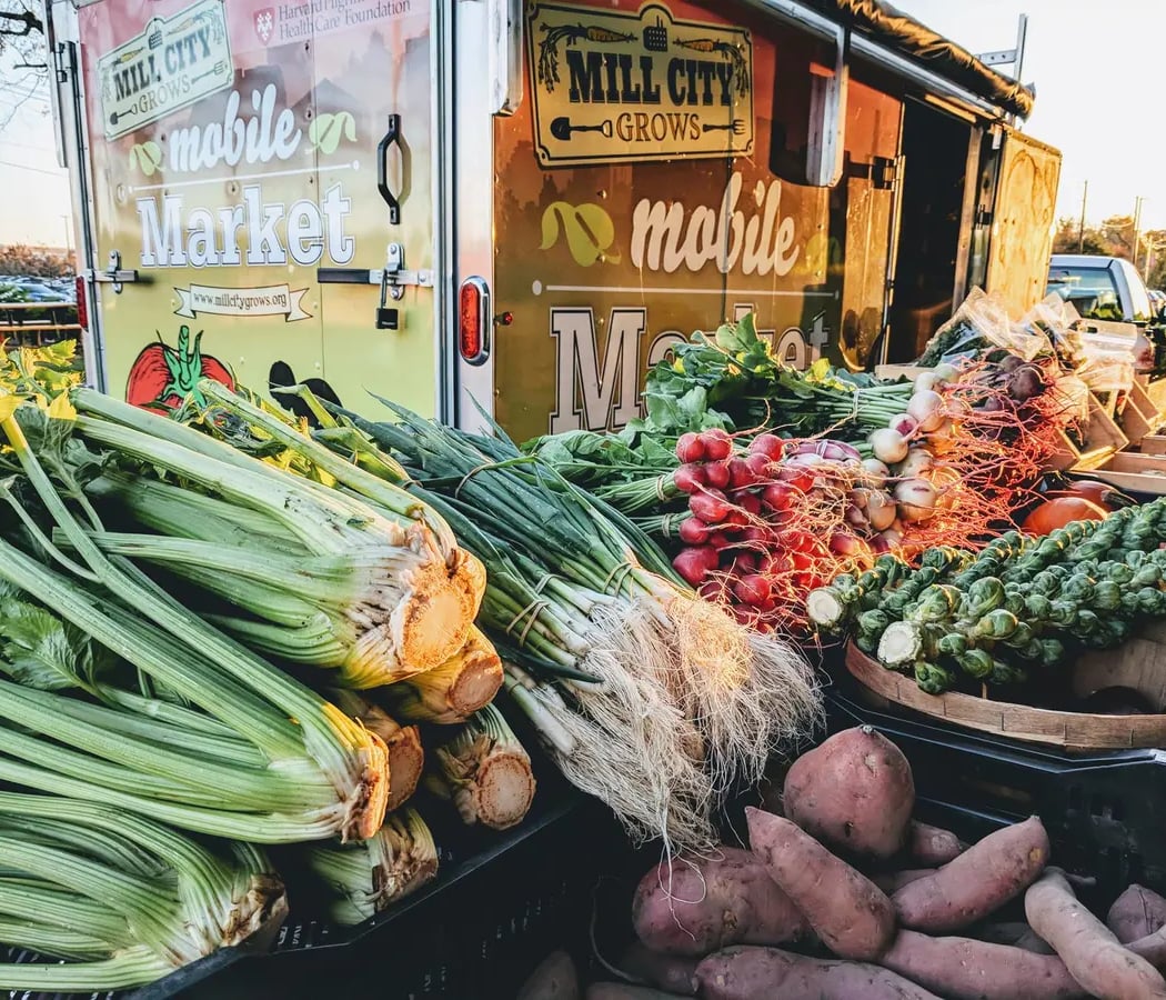 Mill City Grows Mobile Farmers Market