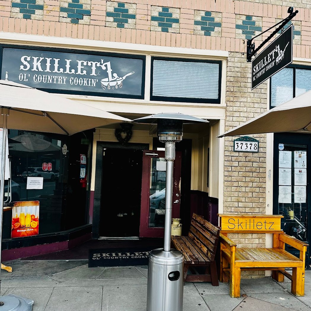 Skillet'z Cafe 3