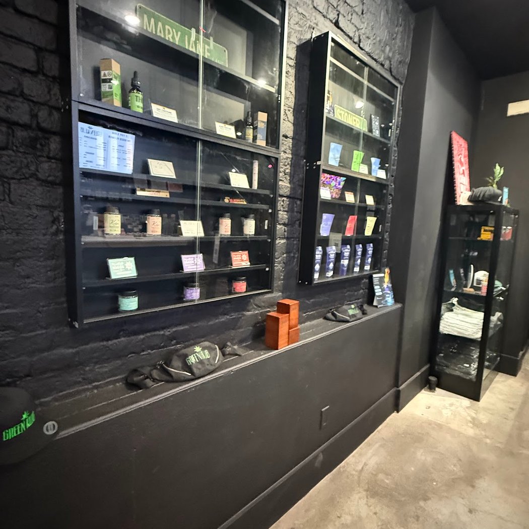 Green Klub Licensed Cannabis Dispensary 4