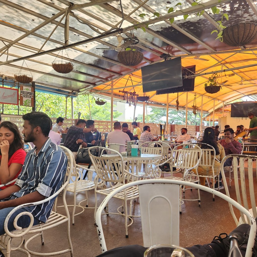Chin Lung Resto Bar 4