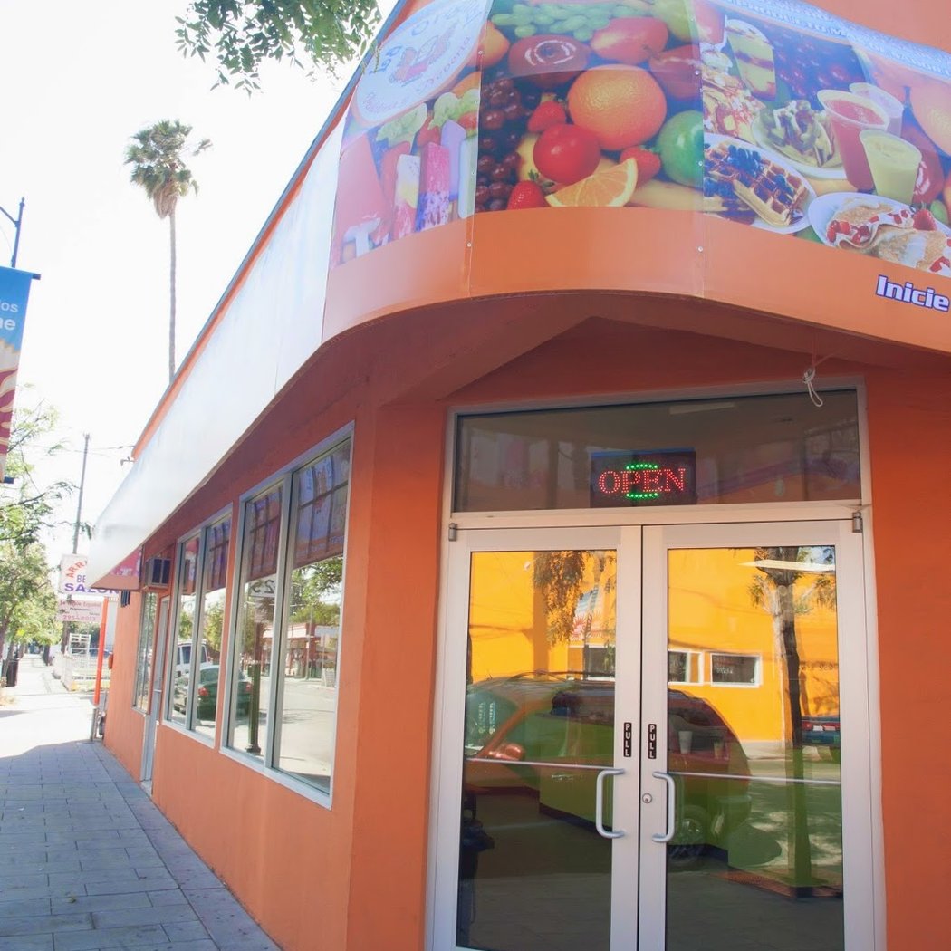 La Original Paleteria y Neveria 2