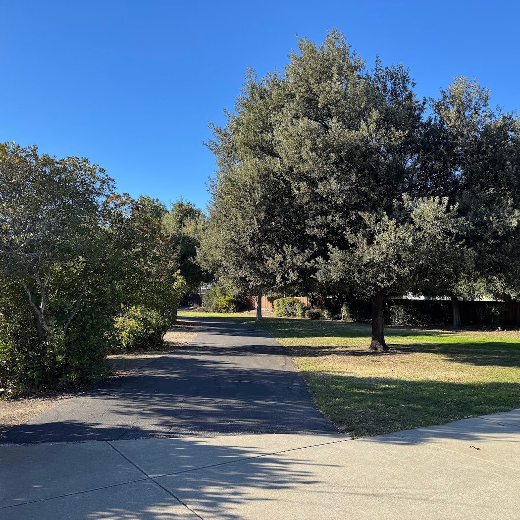 Northfront Park Path 1