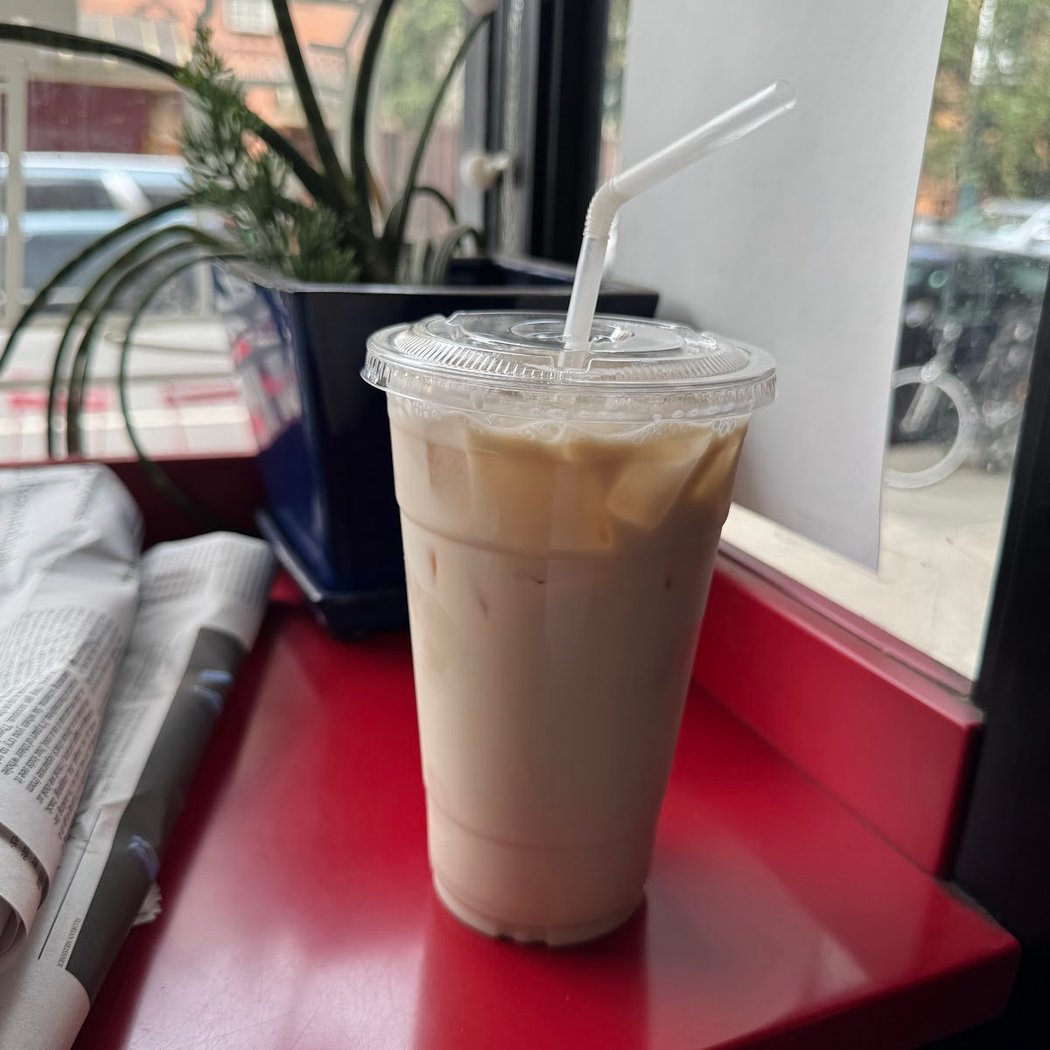 Uro Cafe 3