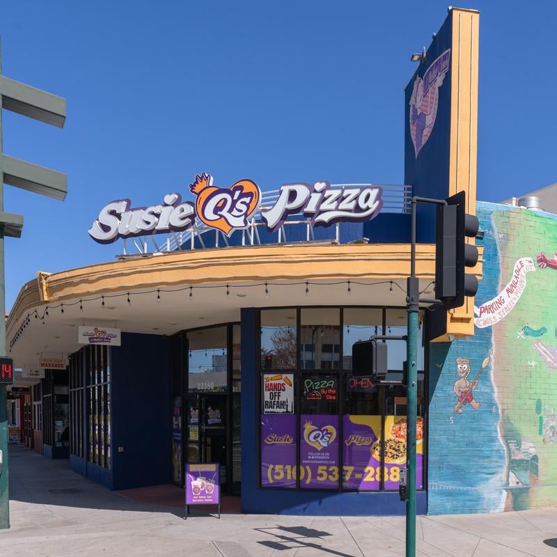 Susie Q's Pizza 2