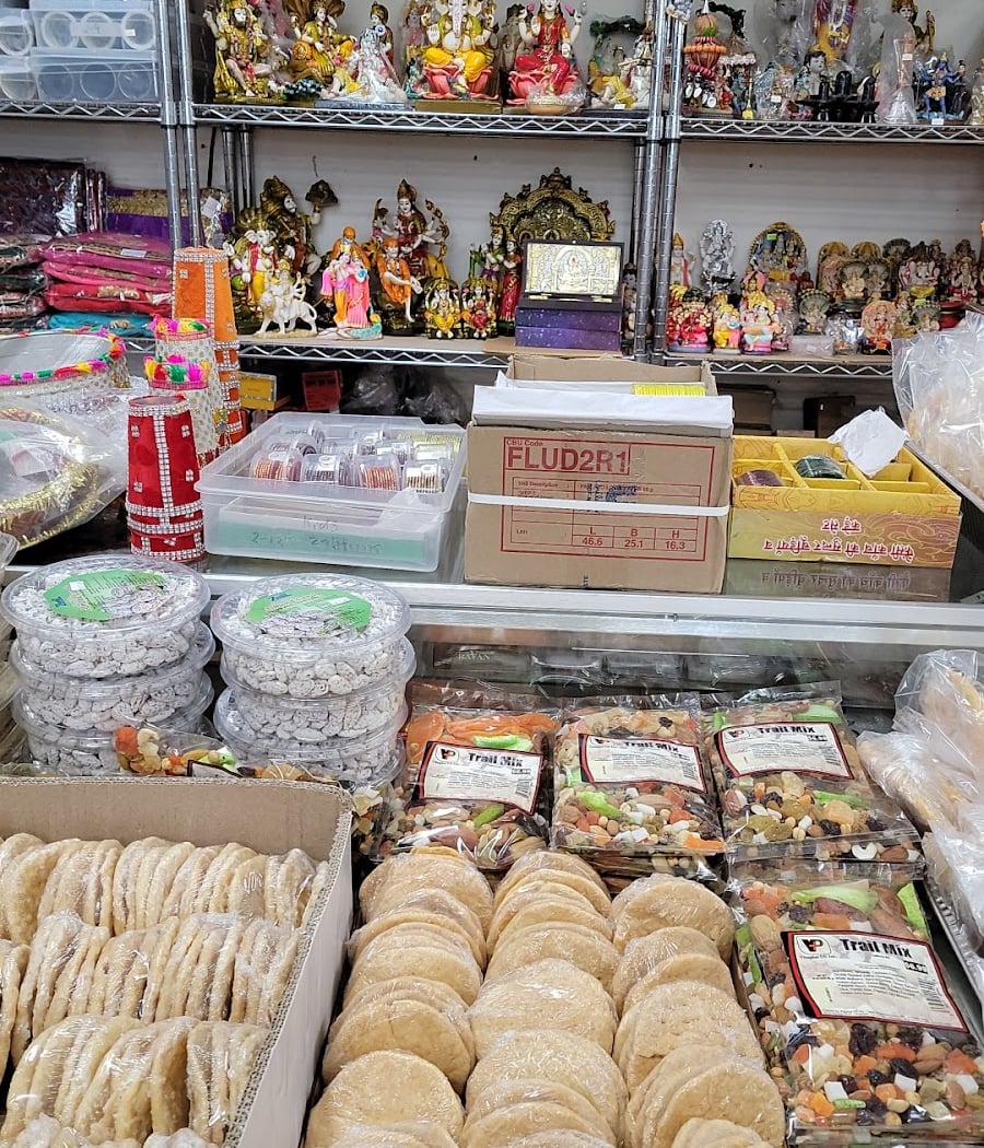A's Mini Market & More and حلال ماركة 3