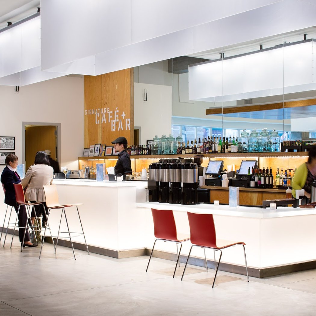 Signature Café and Bar 2