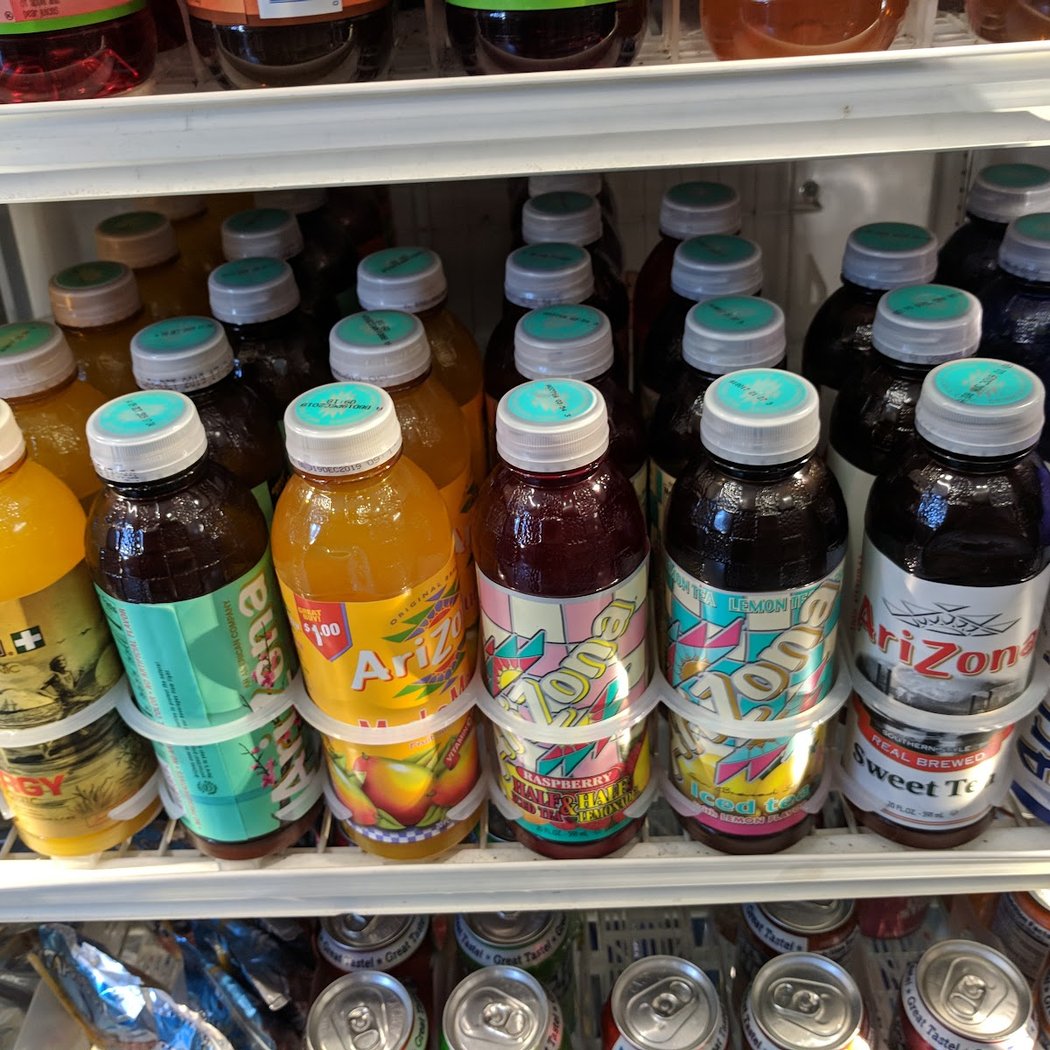 Bob's Liquors & Deli 3