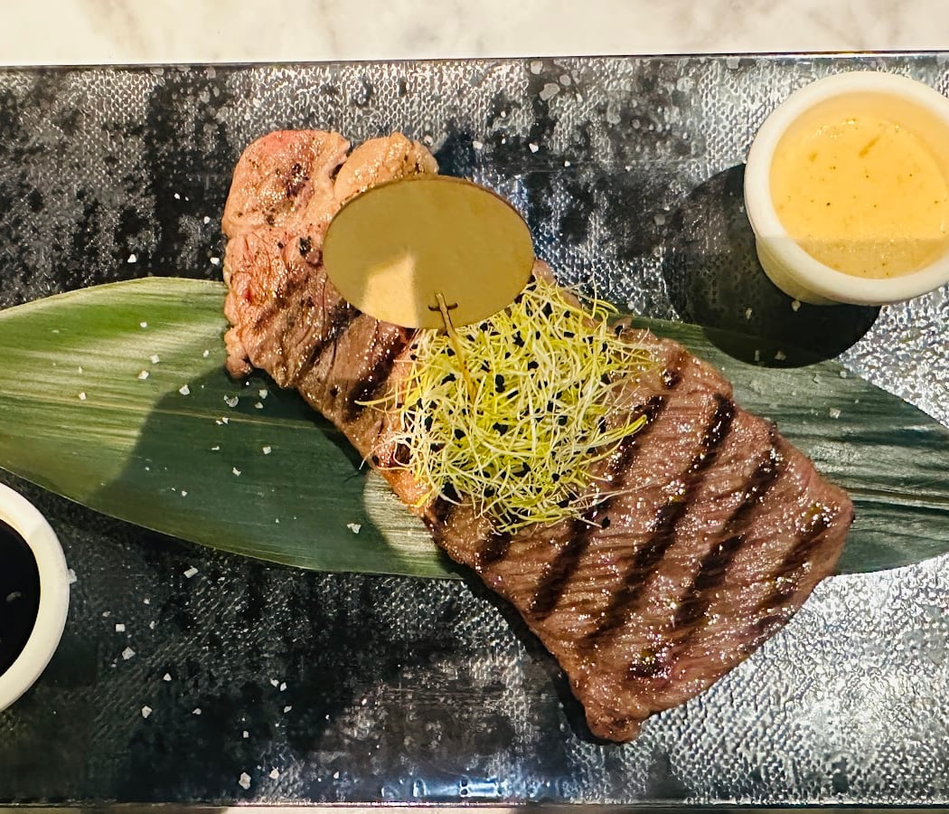 Tomahawk Restaurant 5