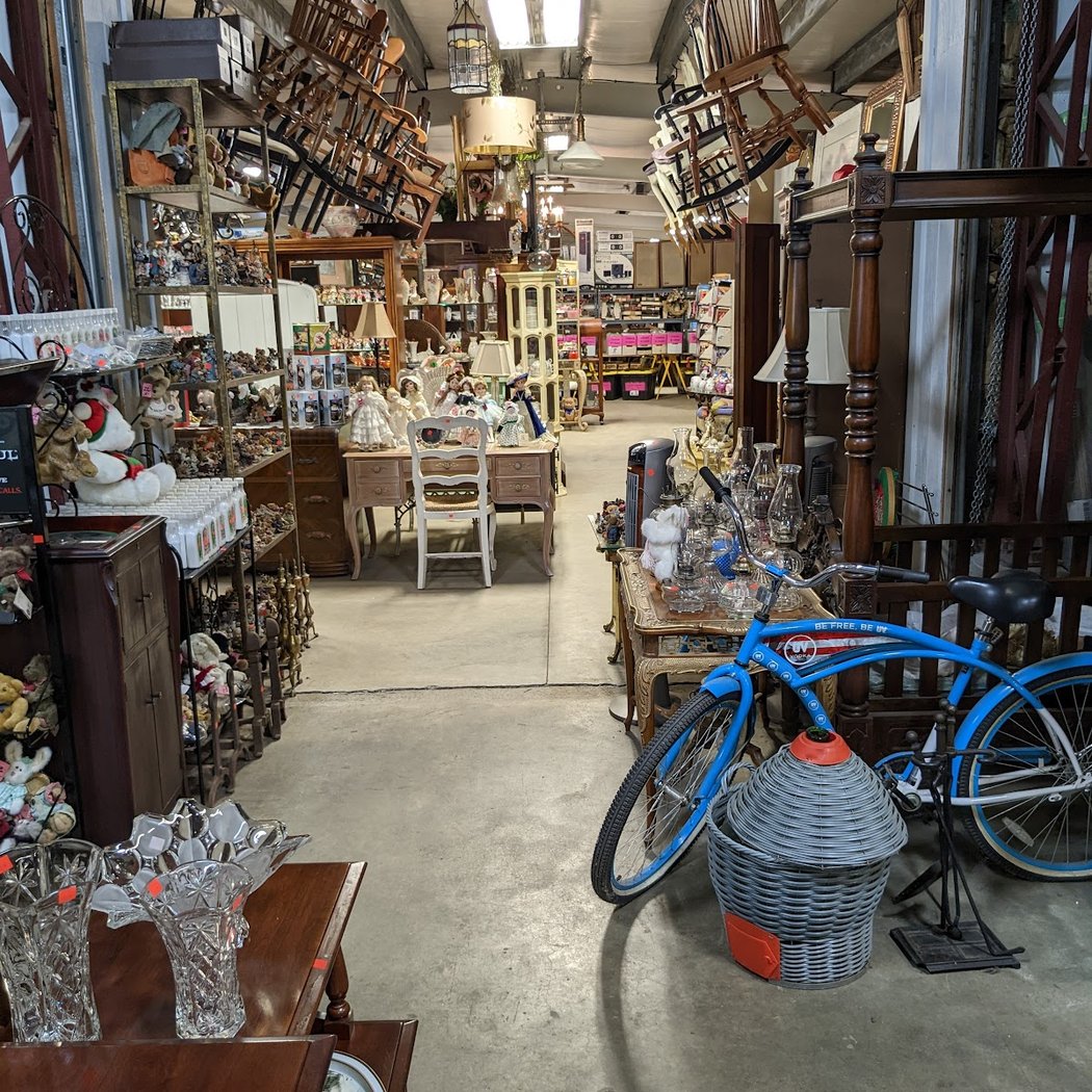 Bethlehem Indoor Flea Market year round 1