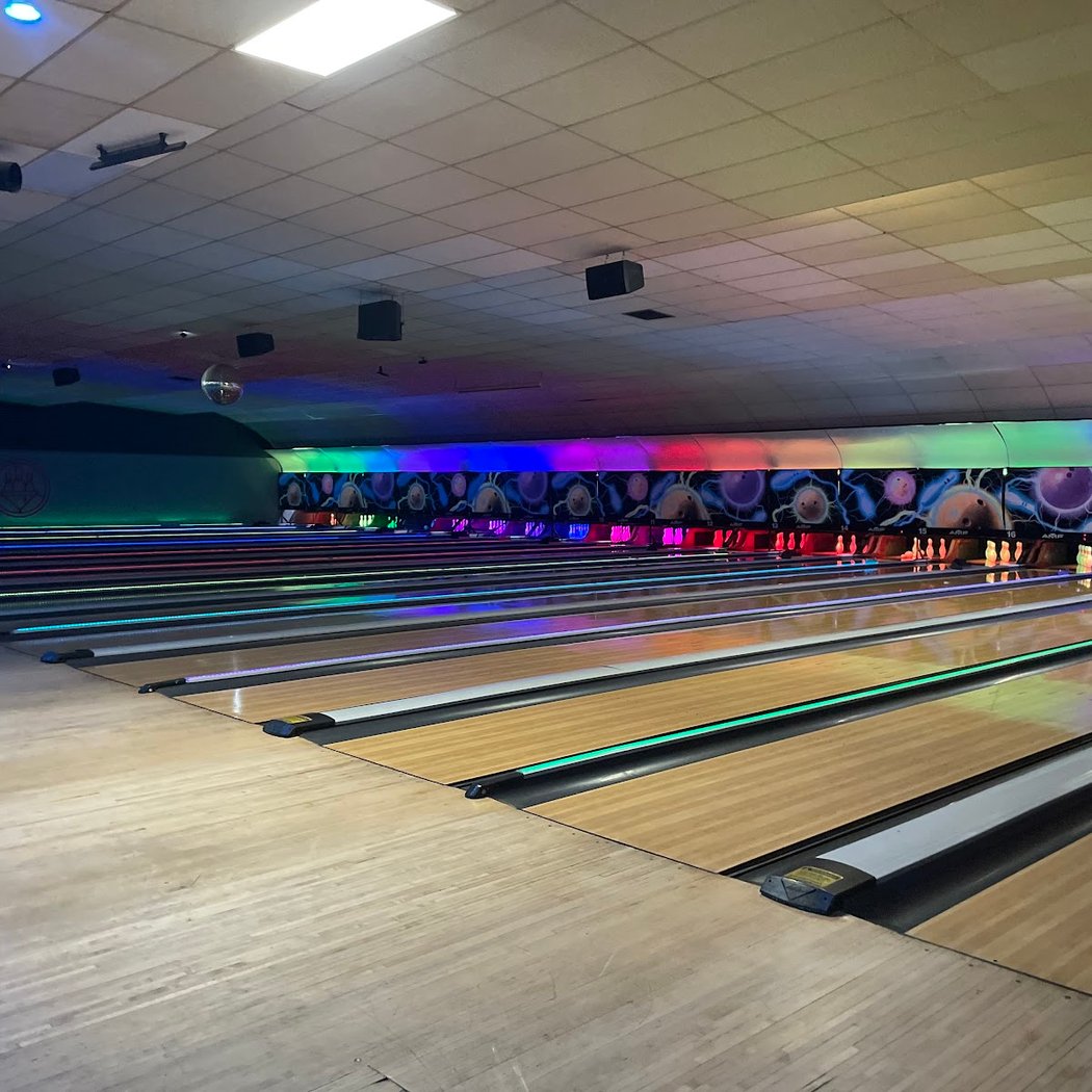Woodmere Lanes 2
