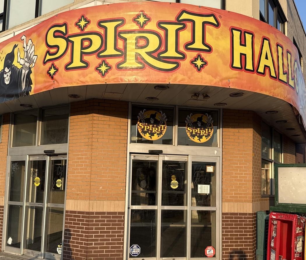 Spirit Halloween 2