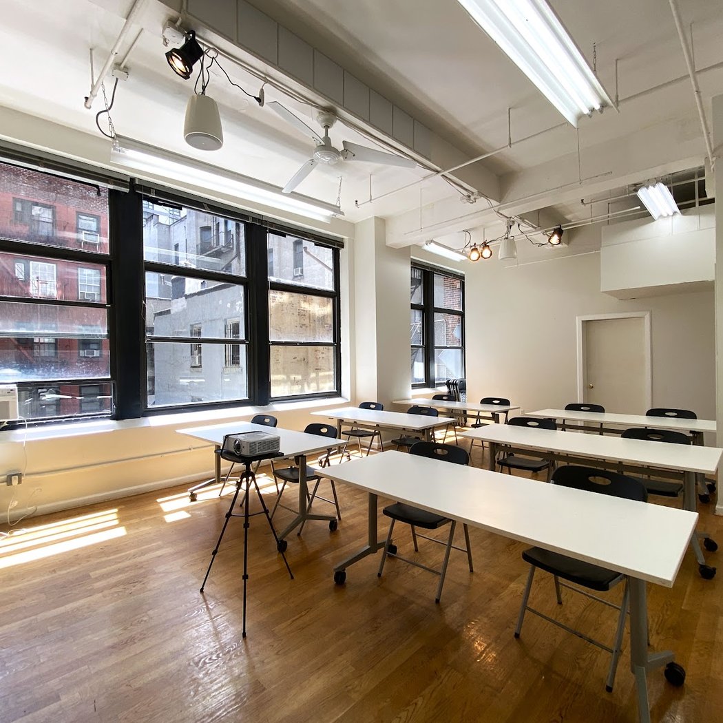 Cre8ive NYC - Multipurpose Office/Studio/Rehearsal Spaces 3
