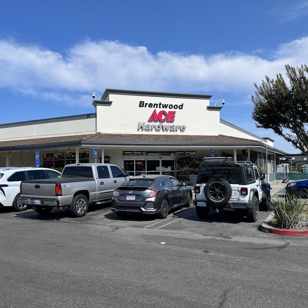 Brentwood Ace Hardware 1