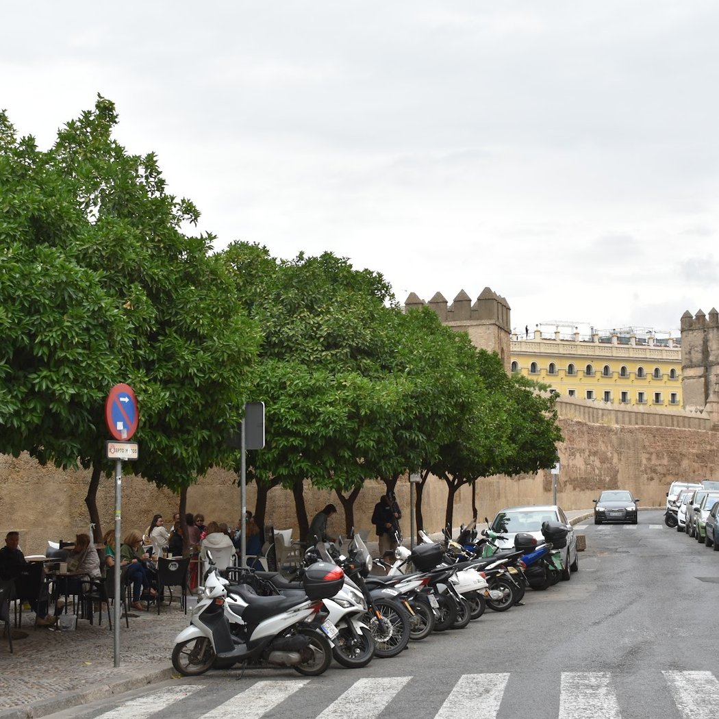 Muralla de la Macarena 3
