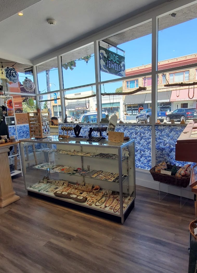 Jade and Jewels Gift Shop 3