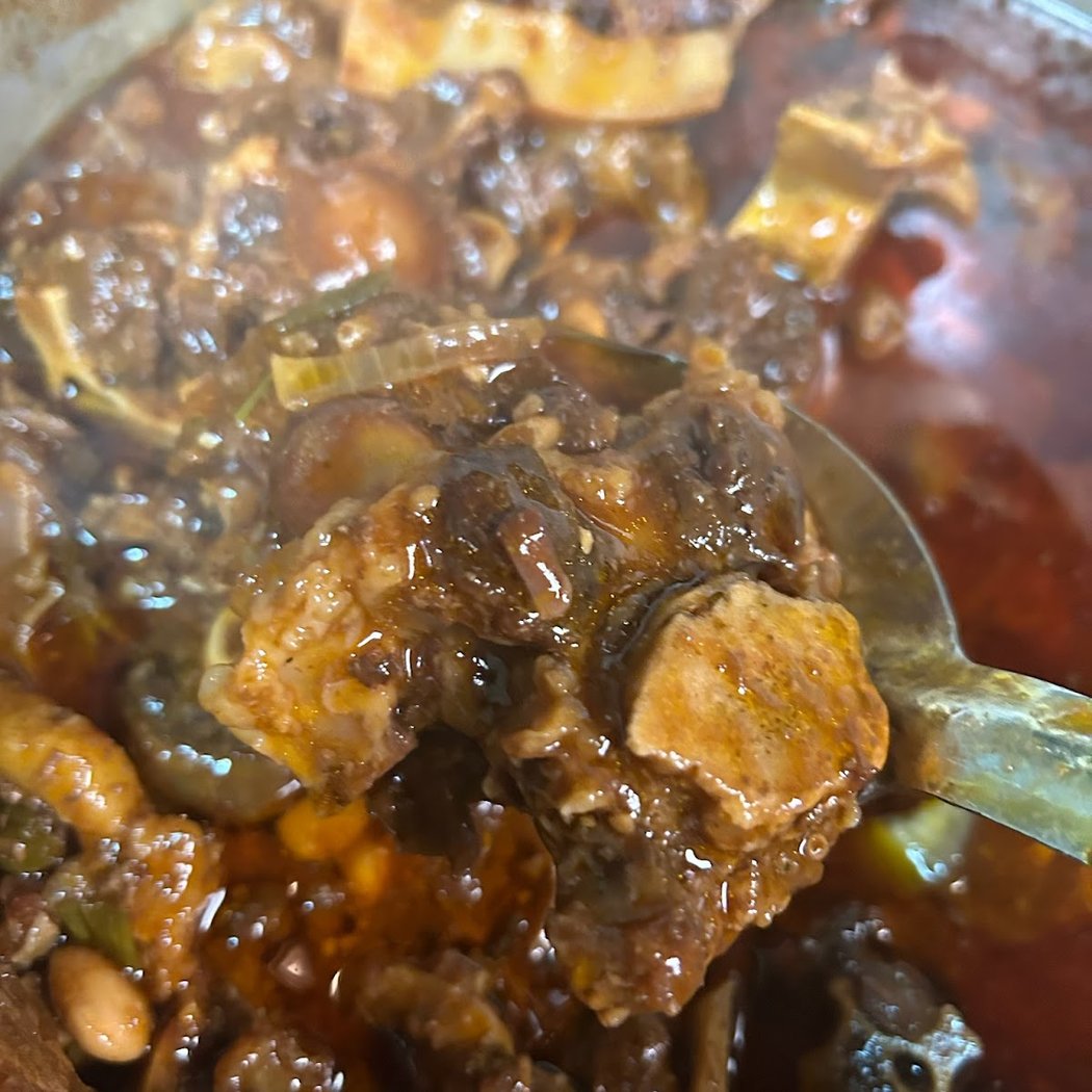 Mandee's Kitchen 1