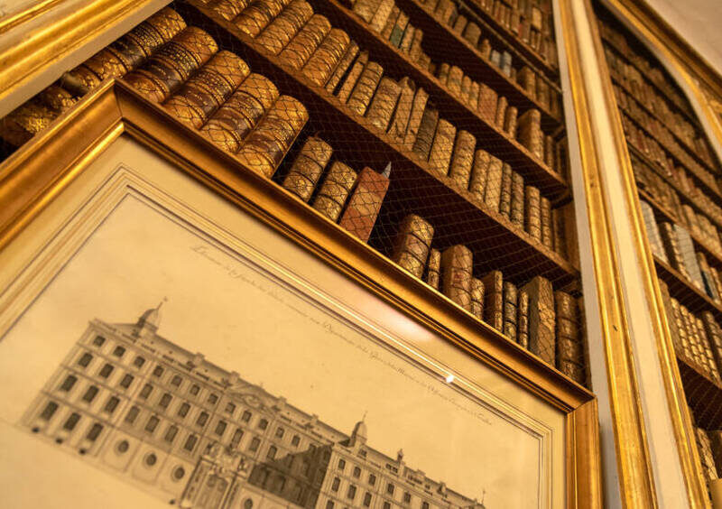 Library Choiseul 3