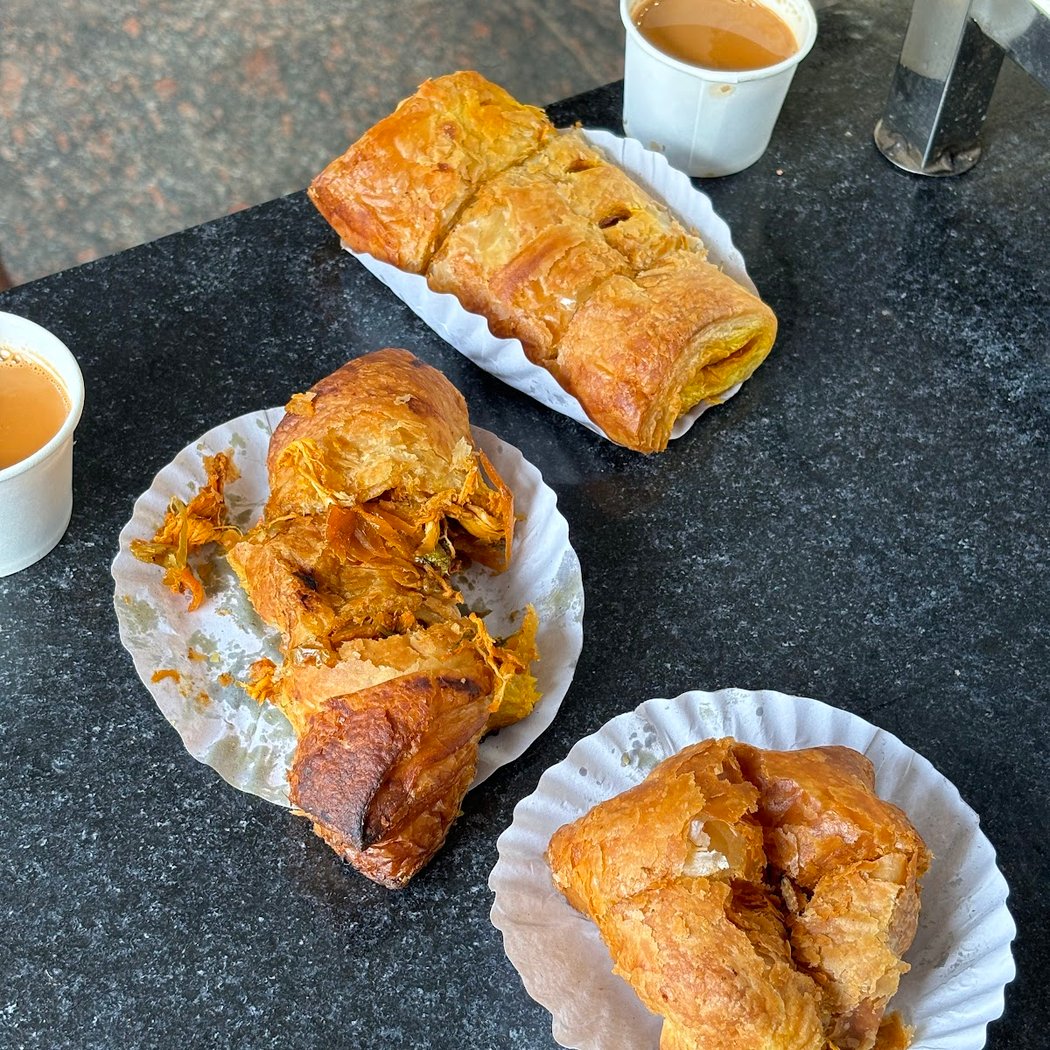 MAYURA BAKERY AND SWEETS 2