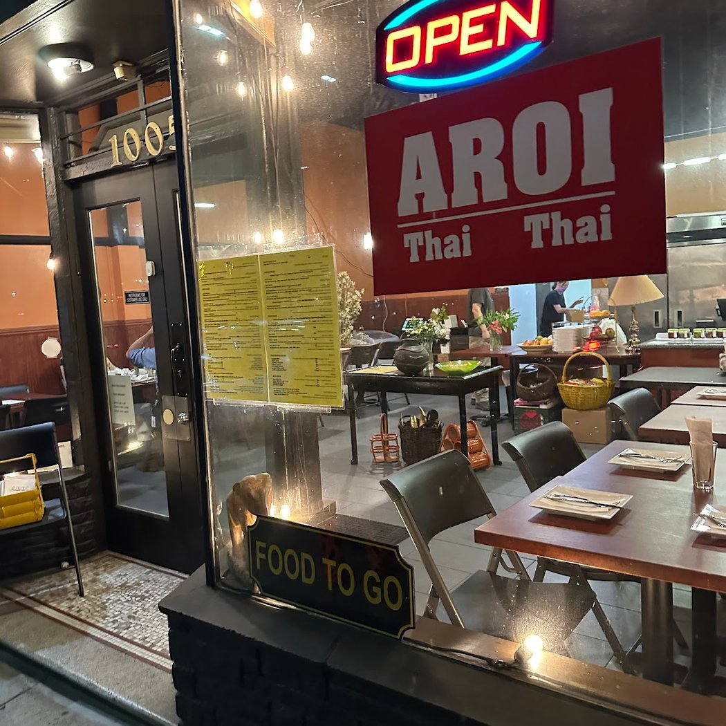 Aroi Thai Restaurant 3