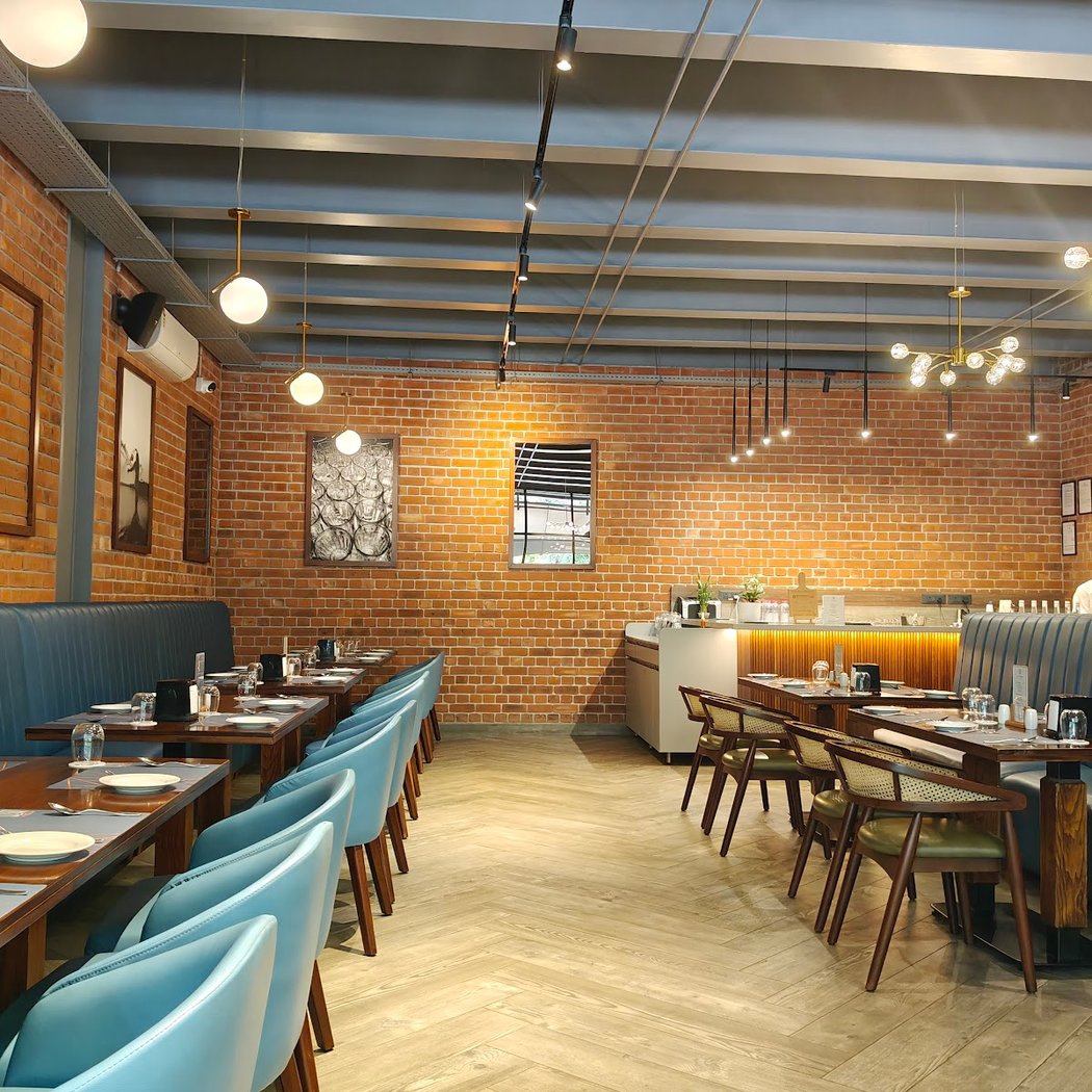 CEVI - Restaurant - Finedine - HSR - North Indian, Tandoor, Coastal, Seafood, Biryani, Thali, Veg, Chicken, Fish, Vegan 3