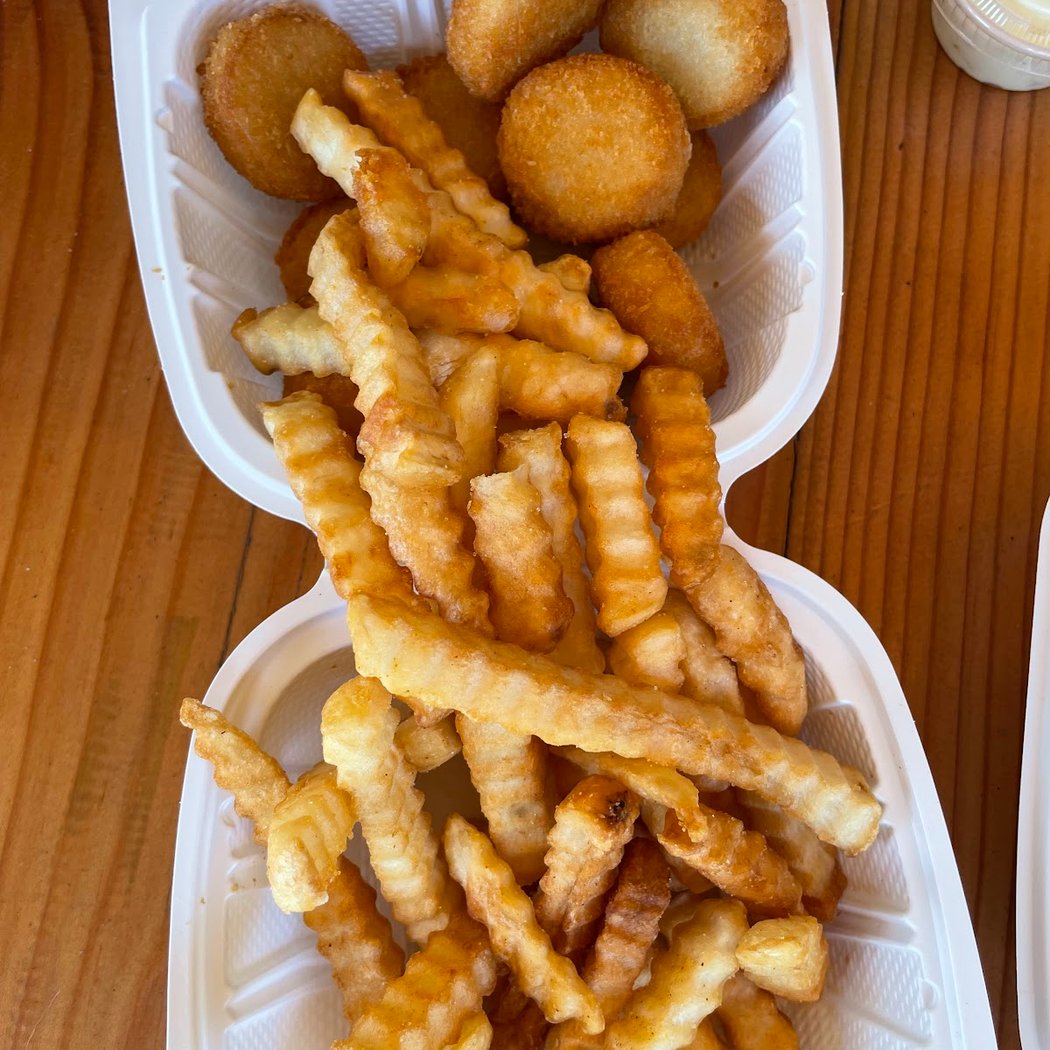 Wings & Seafood 3
