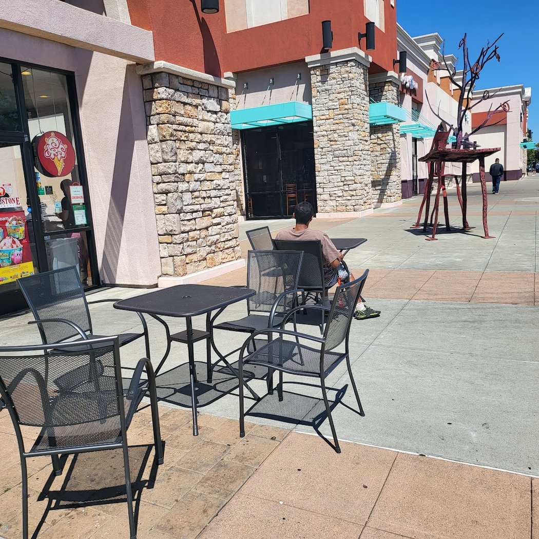 Cold Stone Creamery 2