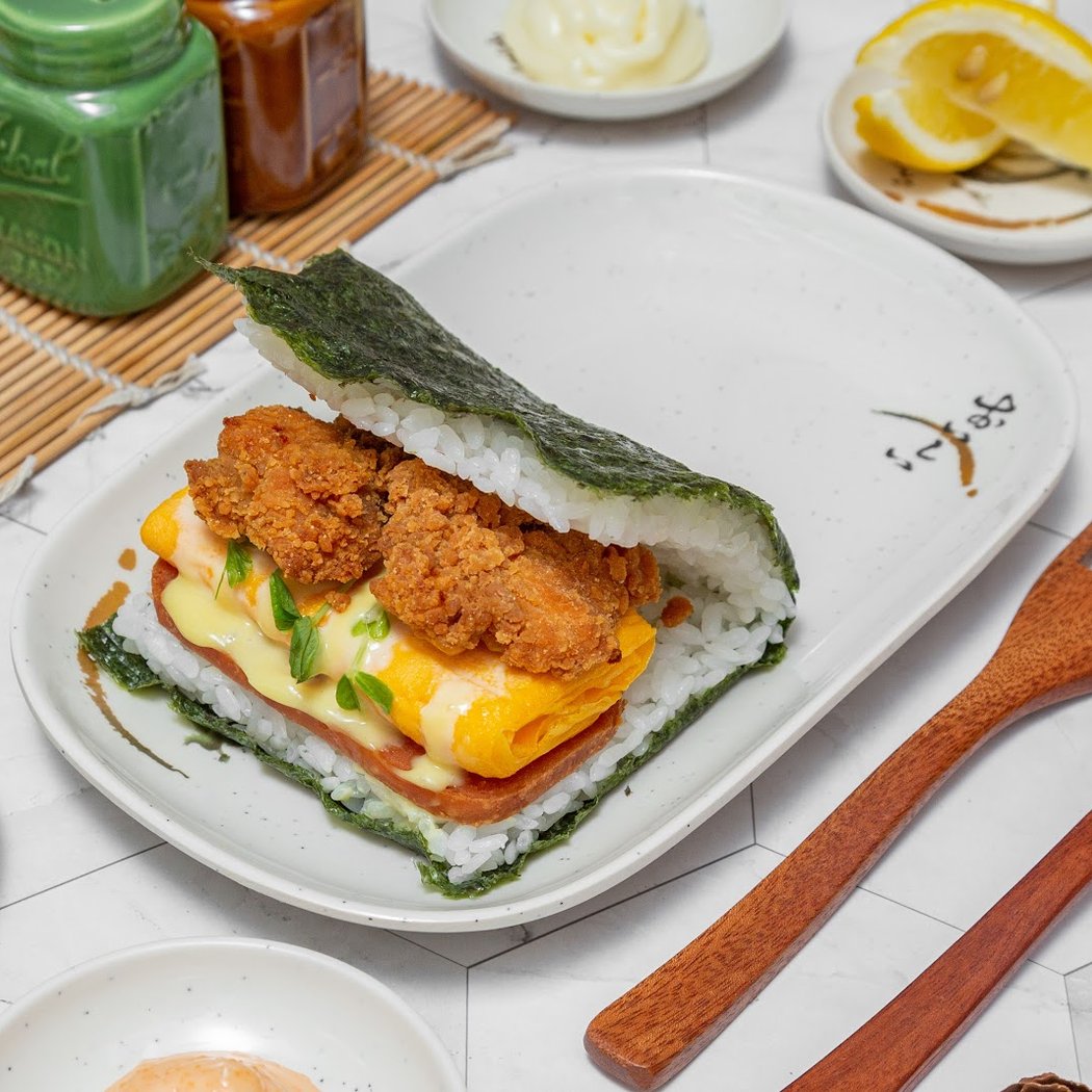 UniRice LIC /Japanese Okinawa Onigiri 1