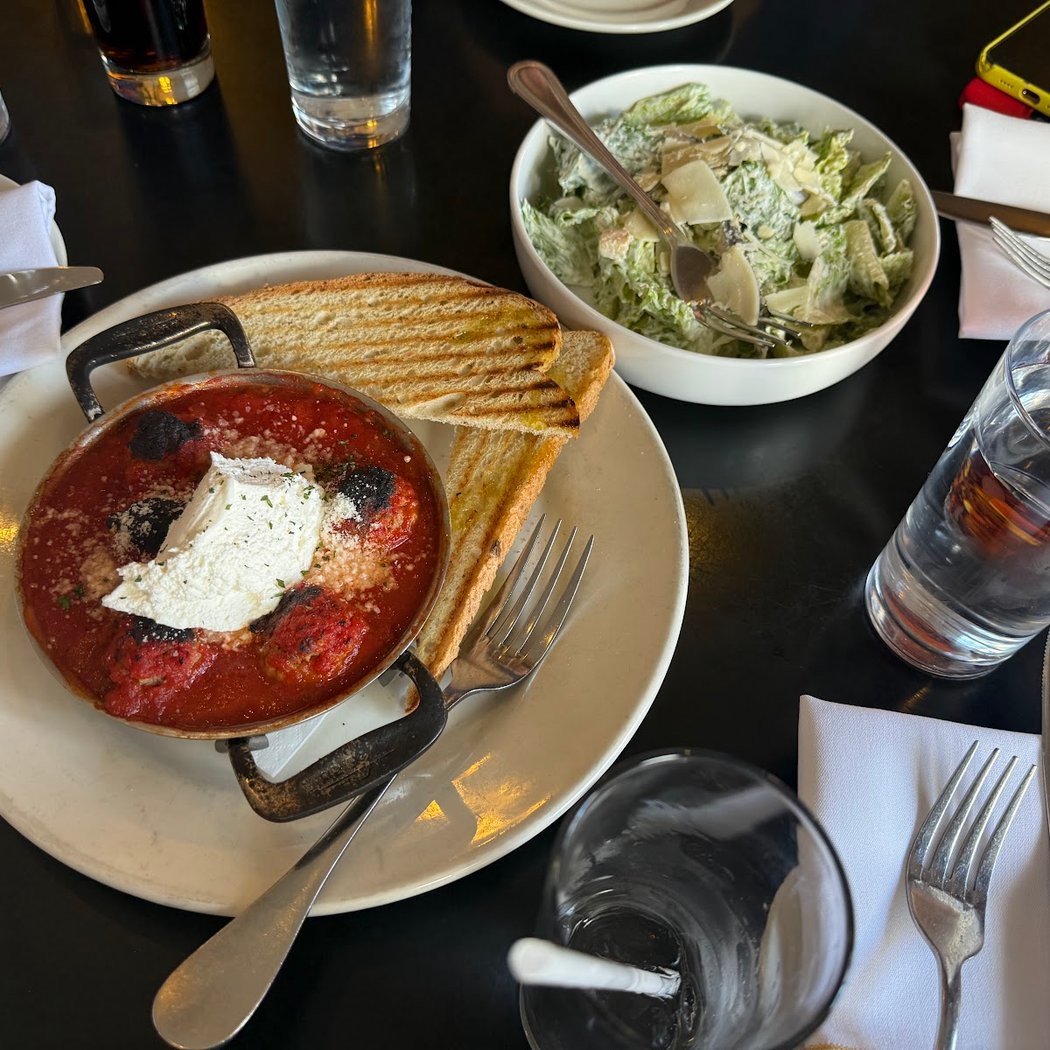 Enoteca Ama 3