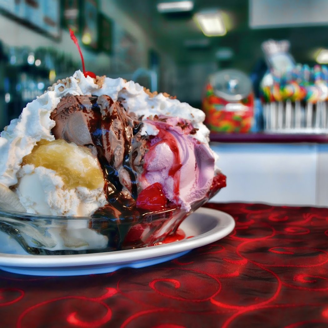 Knudsen's Restaurant-Ice Creamery 1