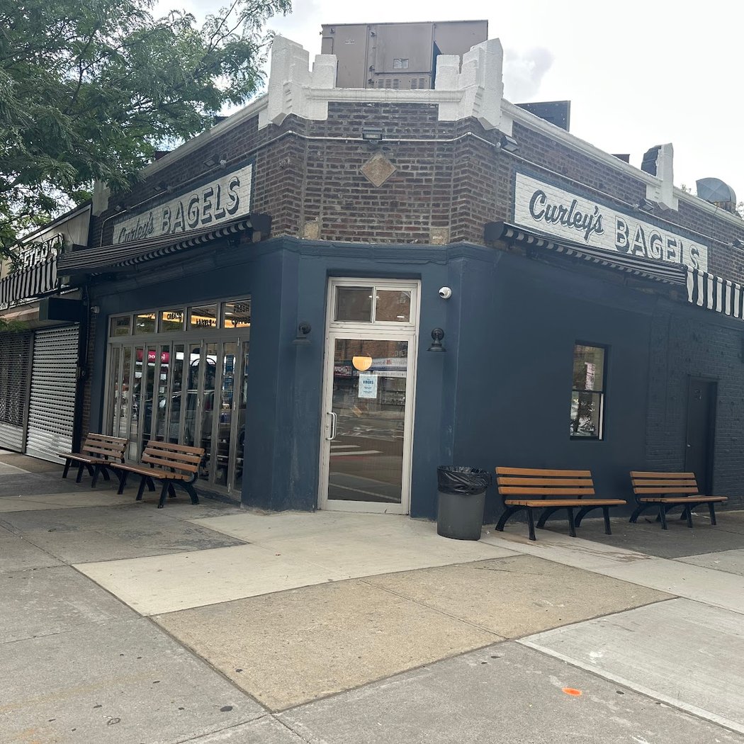 Curley's Bagels 3