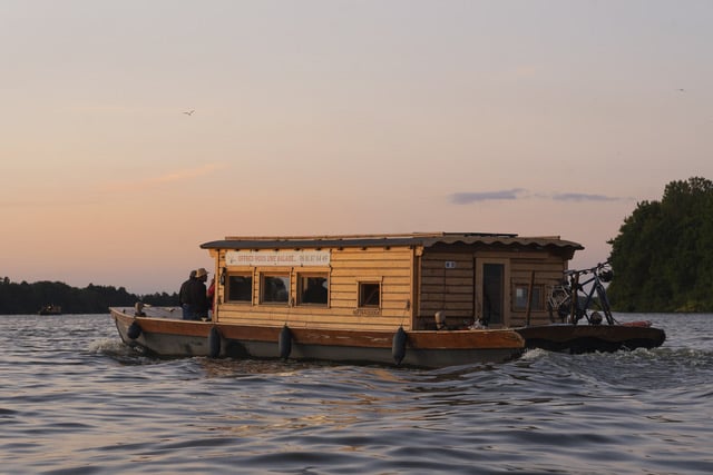 Croisière et repas vignerons à bord de la toue de Nantes 3