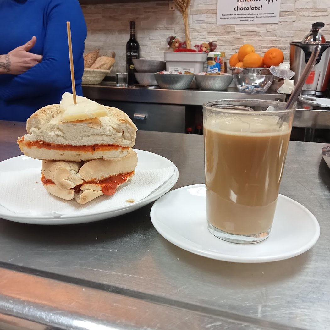 Cafetería Ángel 1