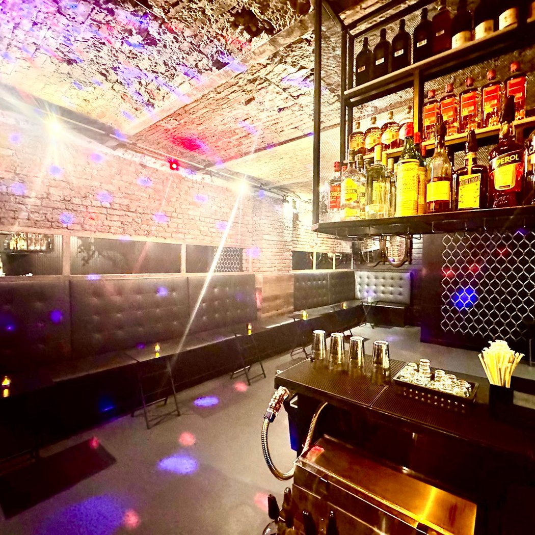 Whiskey Cellar NYC 4