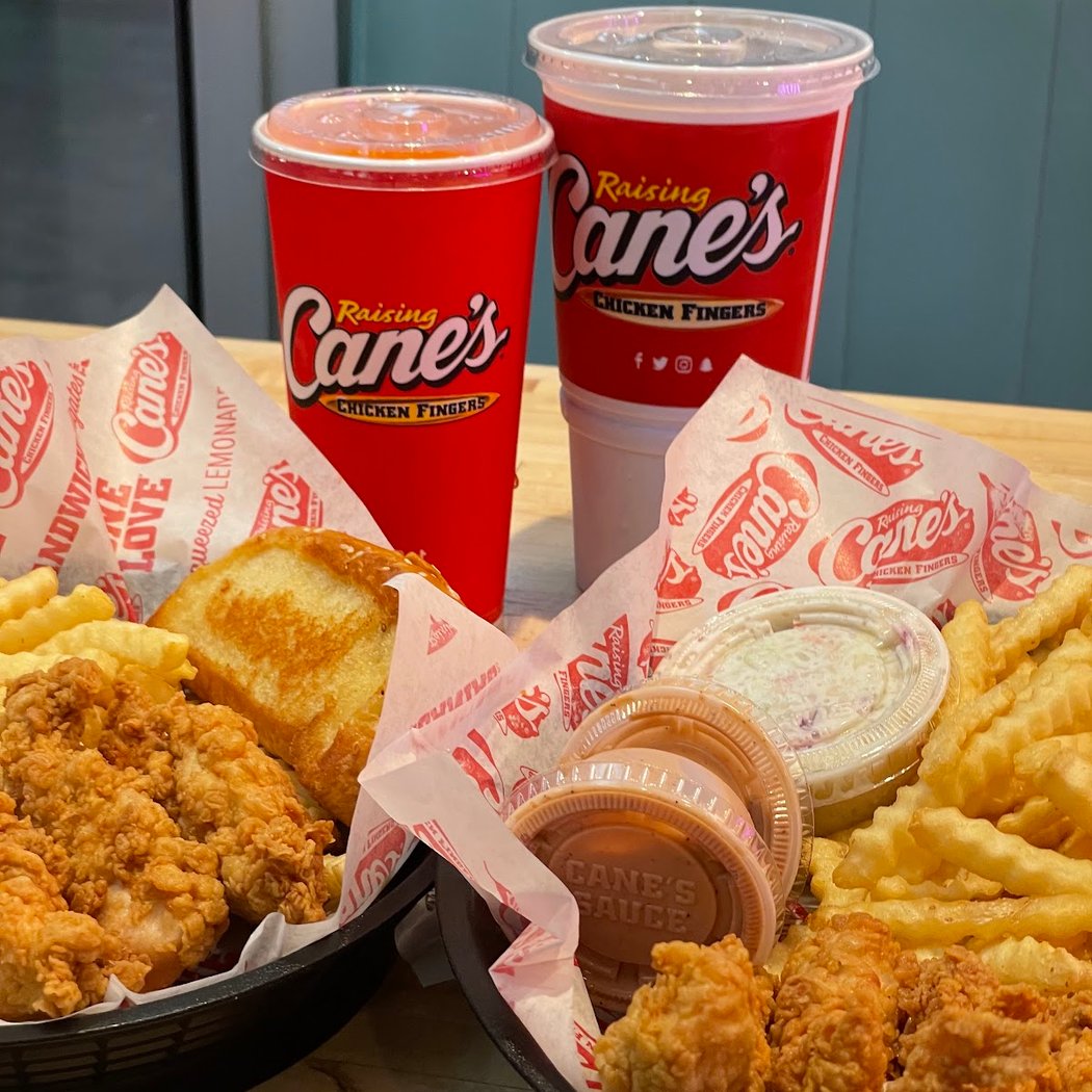 Raising Cane's Chicken Fingers 3