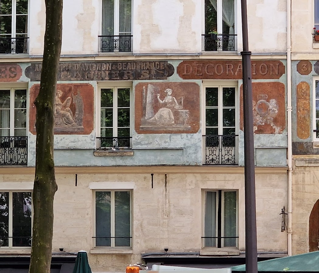 La Demeure Historique 1