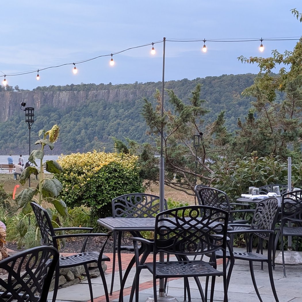 Harvest on Hudson 2