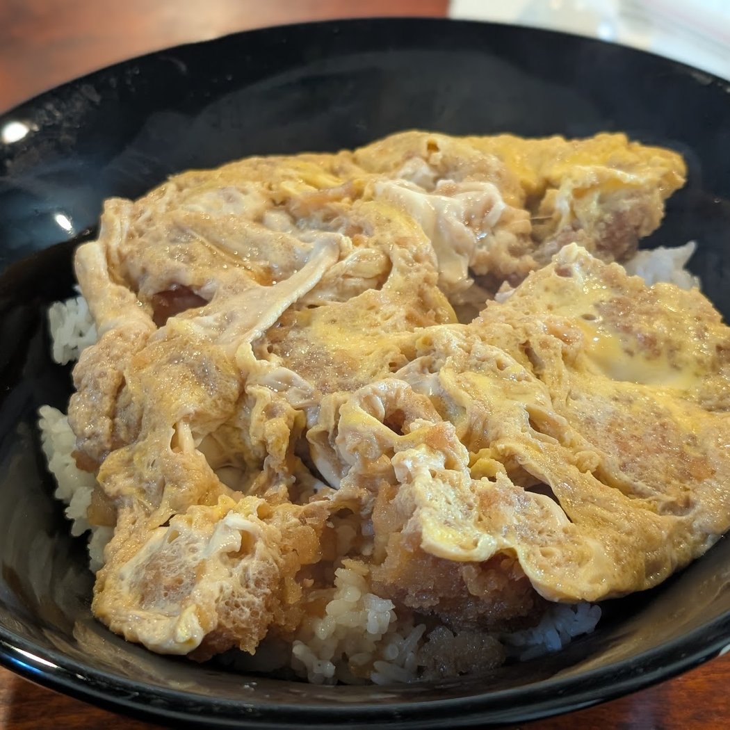 Charley Noodle & Grill 3