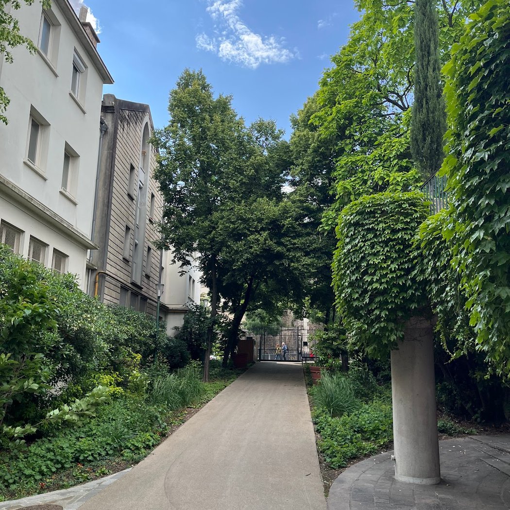 square Antoine-Blondin 3