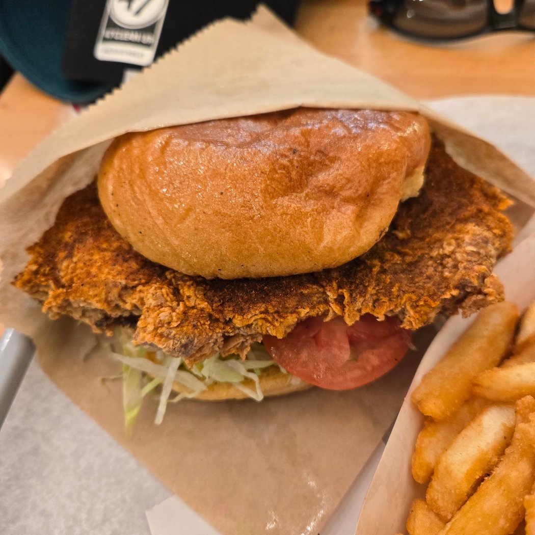 Burger By Day 5