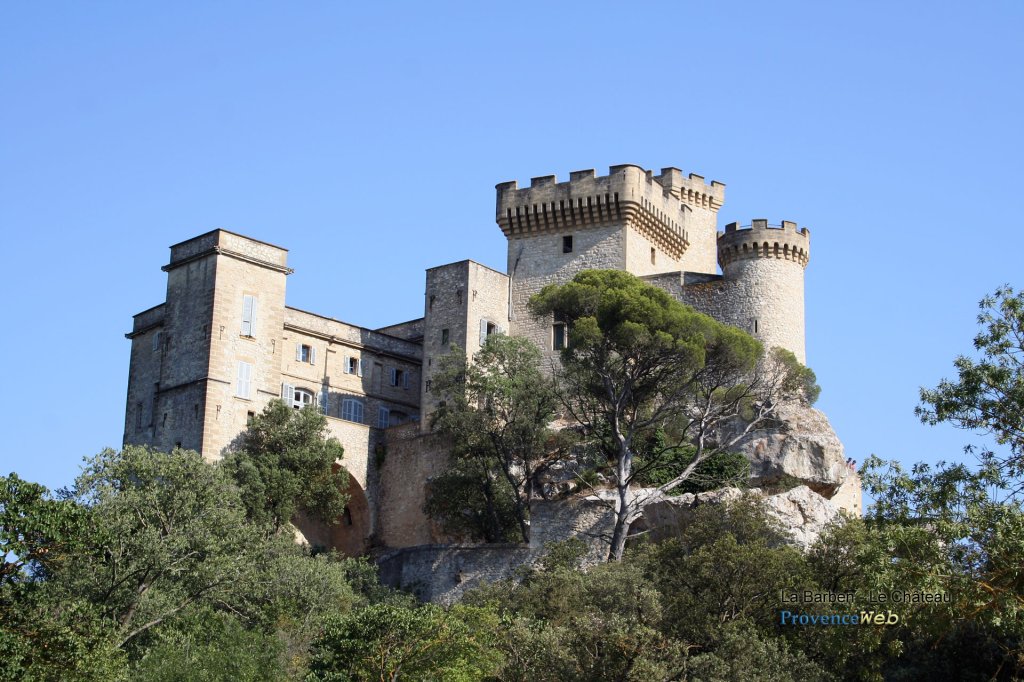 Château de la Barben 4