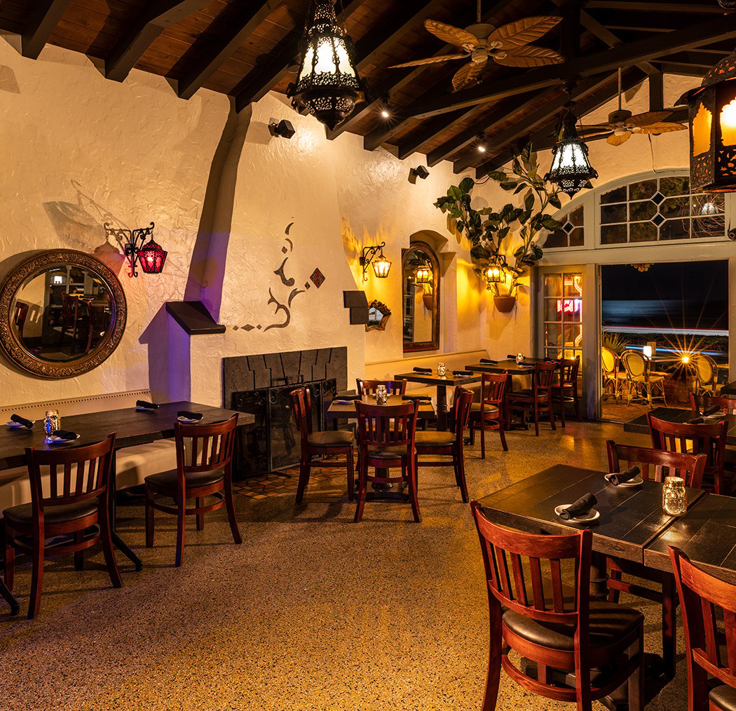 Live Piano & Oceanfront Dinner at Casablanca Cafe 2