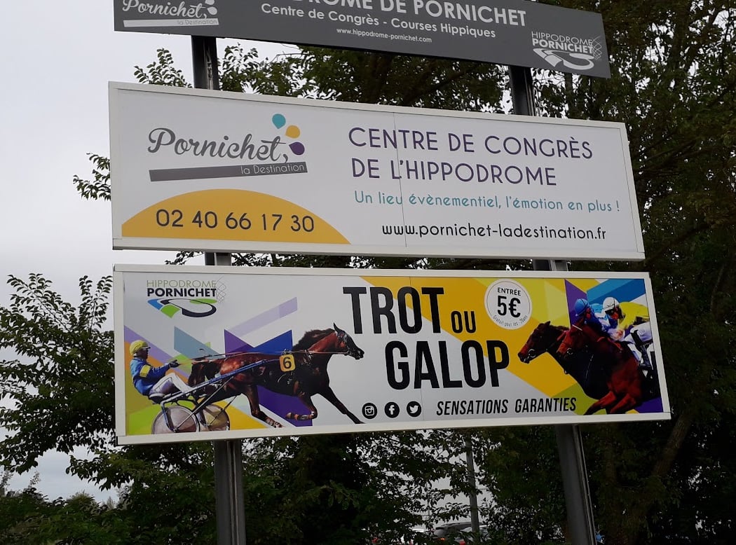 Parking visiteurs hippodrome 2
