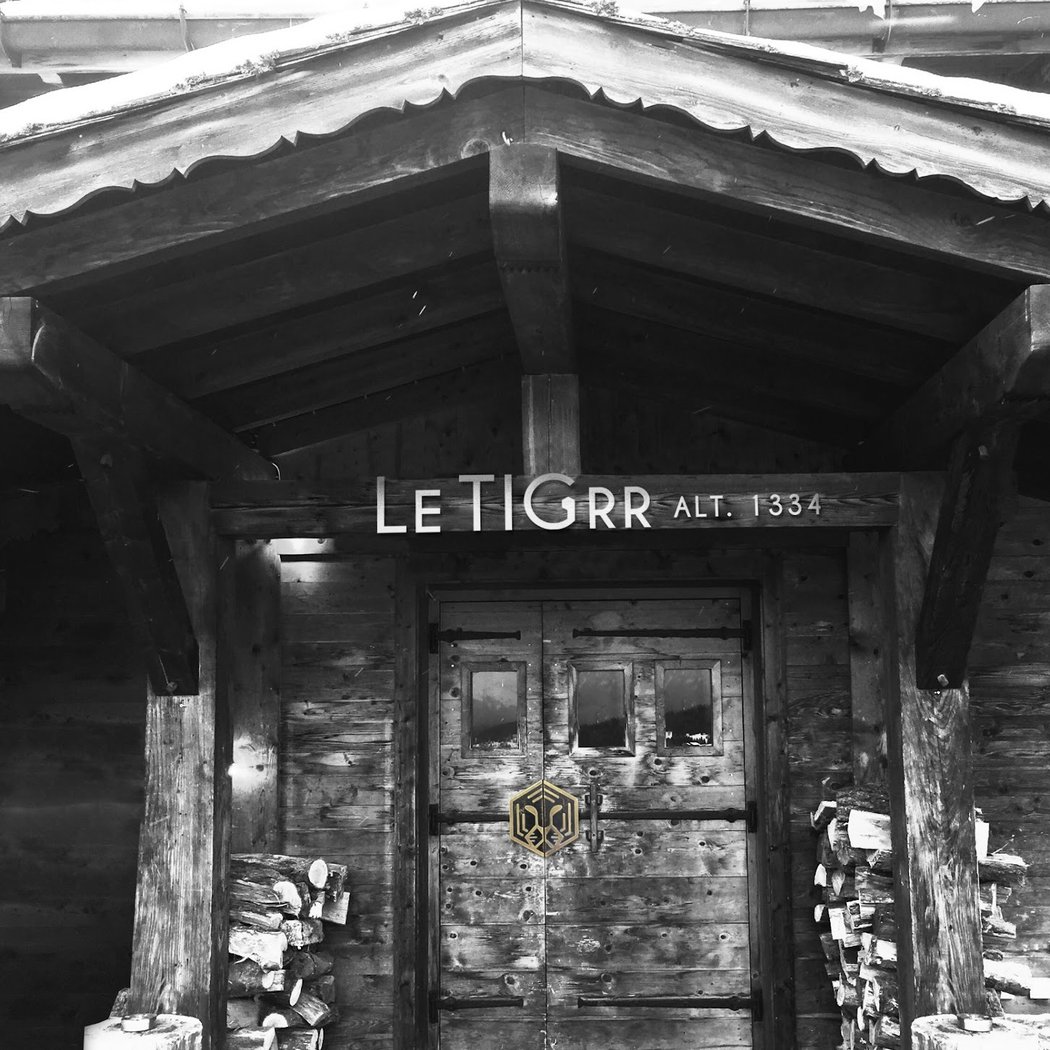 Après-ski at Tigrr Megève 2