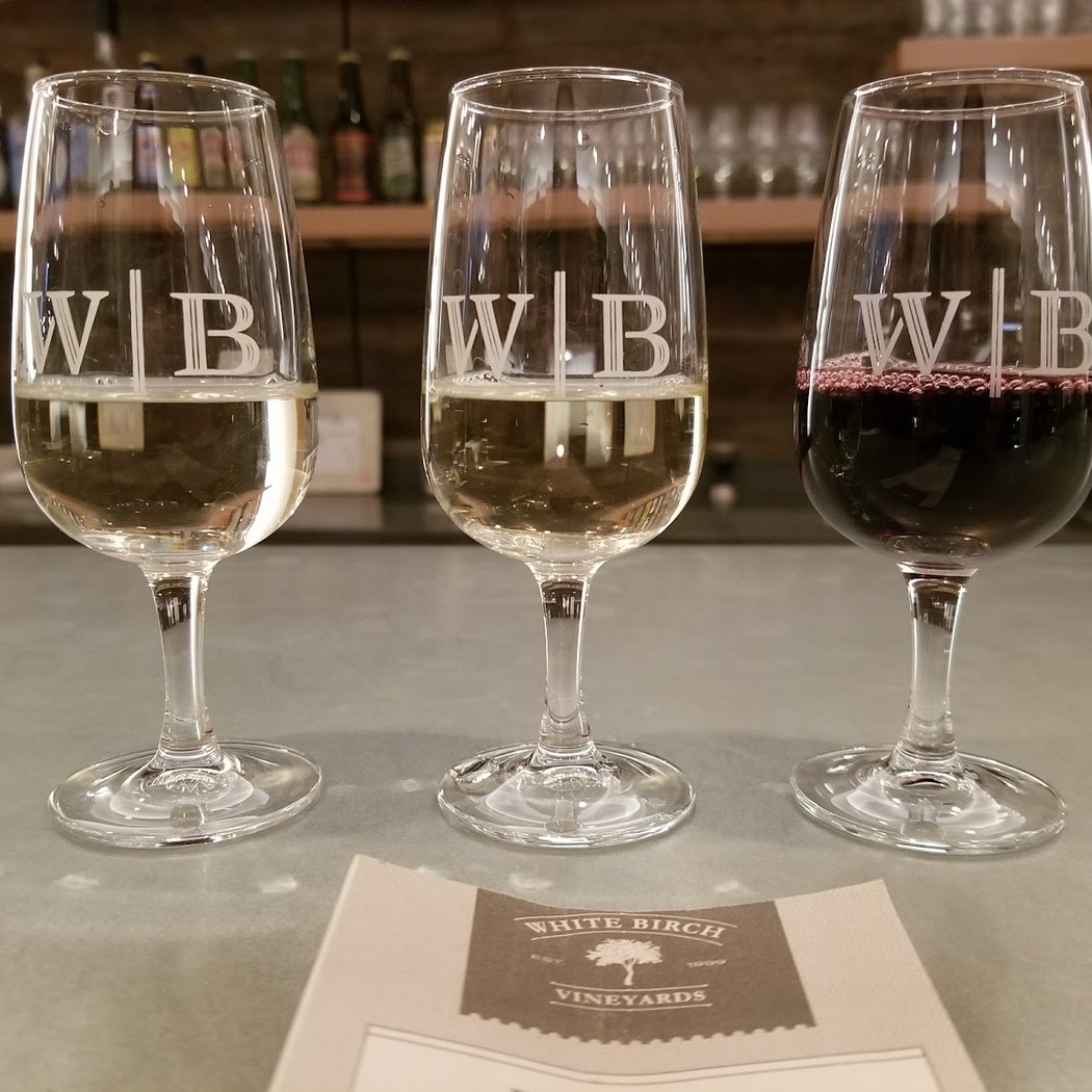 White Birch Vineyards Tasting Room 2