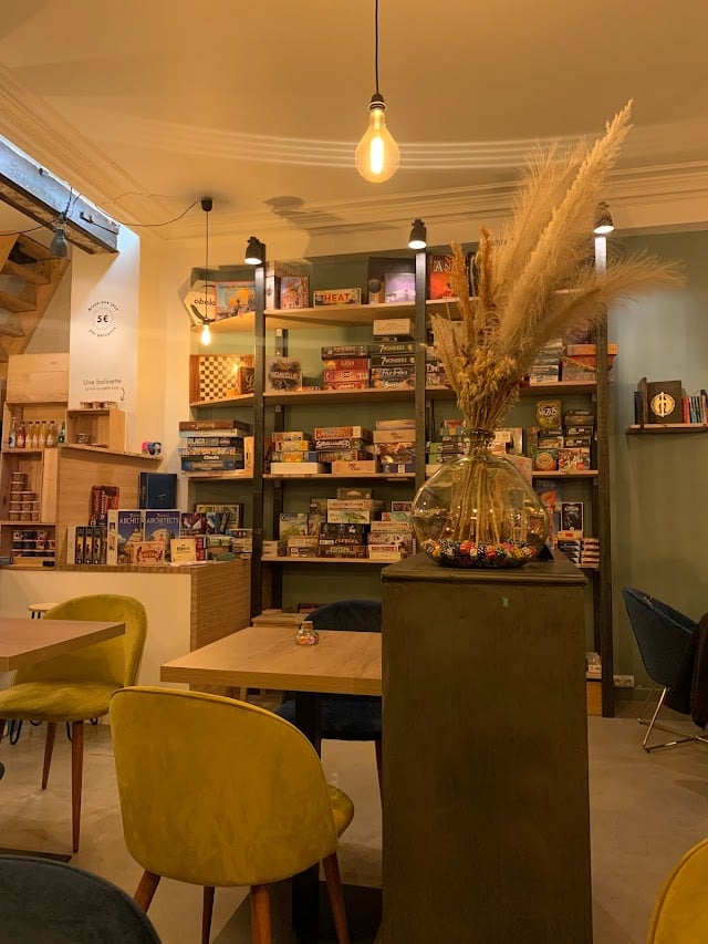 Le Chauve qui rit - Bar à jeux de société et Boutique 2