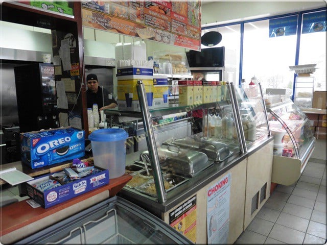 Leo's Deli Grill 3