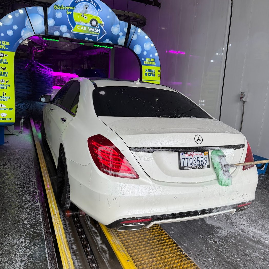 Shine-N-Seal Car Wash 3